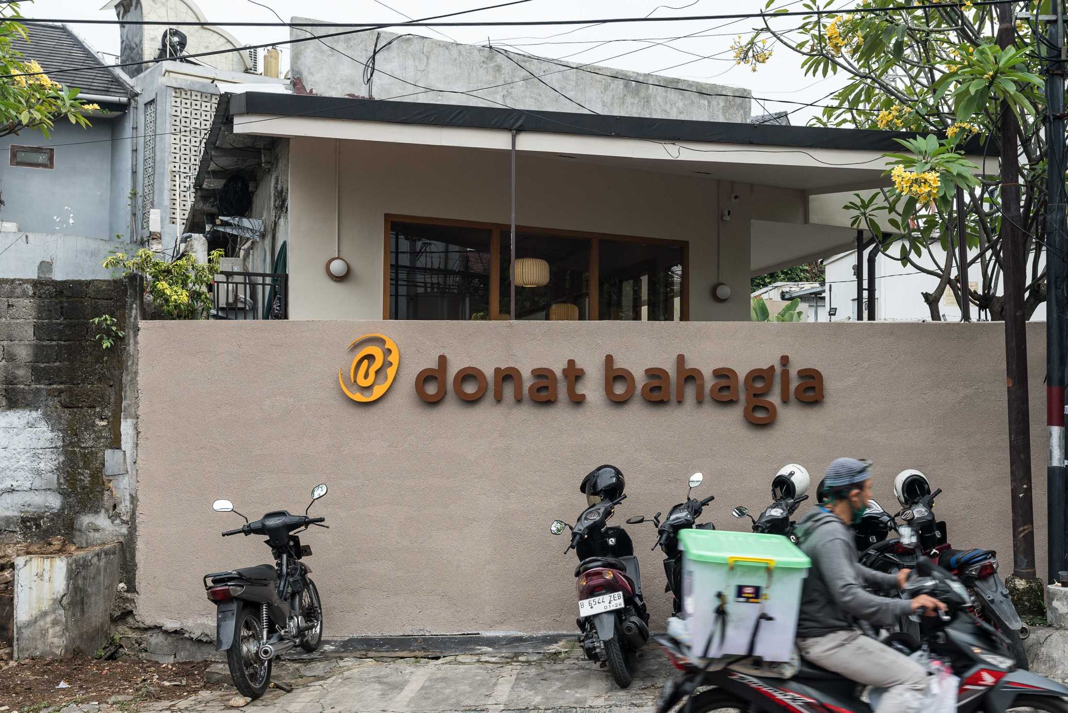 Loker BAKER